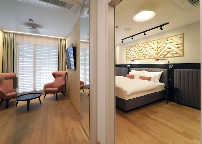 Steiermarkhof - Aus Holz Gebaut, Von Huegeln Gekuesst Ξενοδοχείο Γκρατς