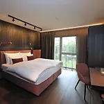 Steiermarkhof - Aus Holz Gebaut, Von Huegeln Gekuesst Hotel
