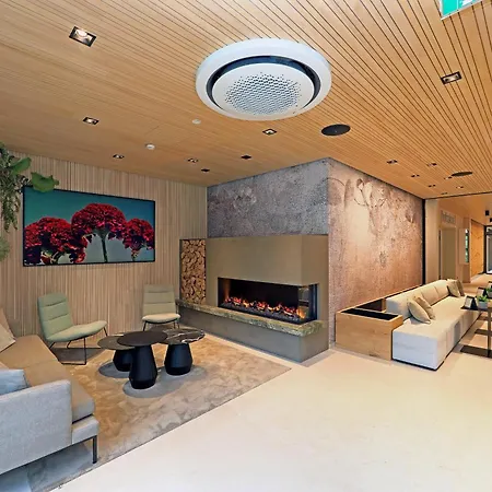 Steiermarkhof - Aus Holz Gebaut, Von Huegeln Gekuesst 4* غراتس