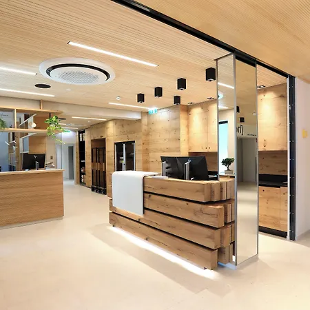 Steiermarkhof - Aus Holz Gebaut, Von Huegeln Gekuesst Szálloda