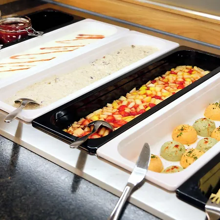 Steiermarkhof - Aus Holz Gebaut, Von Huegeln Gekuesst Szálloda