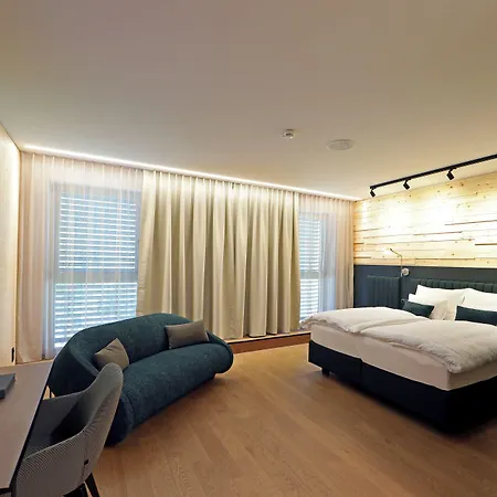 Steiermarkhof - Aus Holz Gebaut, Von Huegeln Gekuesst Szálloda