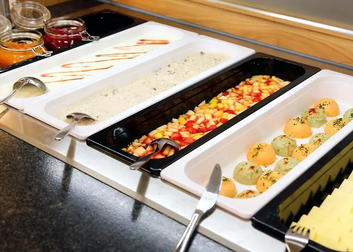 Steiermarkhof - Aus Holz Gebaut, Von Hügeln Geküsst