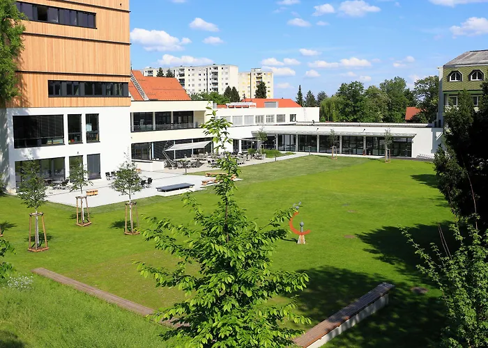 Steiermarkhof - Aus Holz Gebaut, Von Hügeln Geküsst Hotel Graz